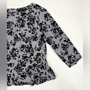 BANANA REPUBLIC Women’s 3/4 Sleeve Peplum‎ Top Blue Black Floral 4 Cottagecore